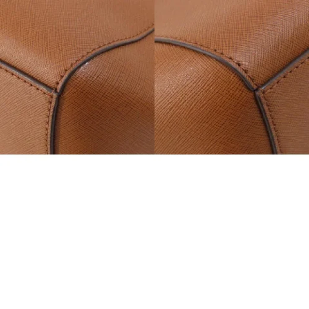 Michael Kors Pre-owned Plastic totes Brown Dames