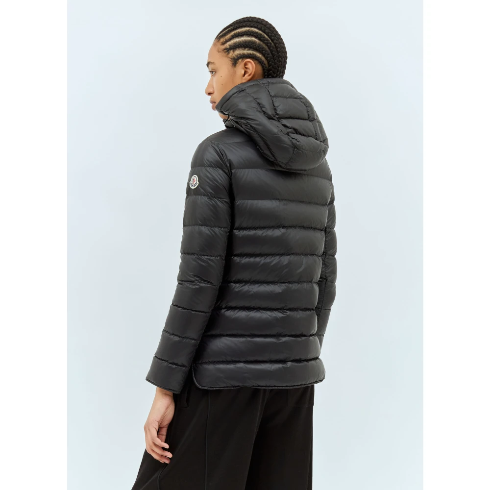 Moncler Gewatteerde donsjas met riem Black Dames