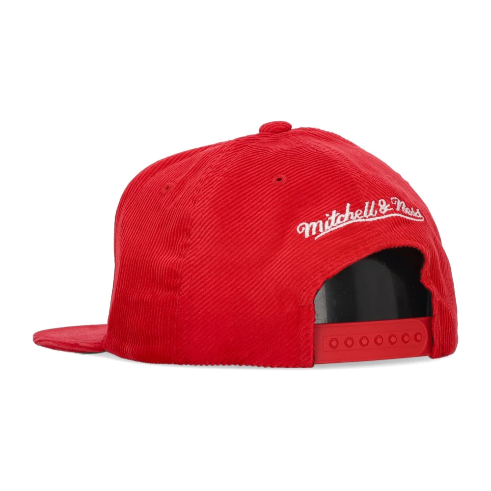 Mitchell & Ness Miami Heat Velvet Flat Brim Cap Red Heren
