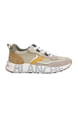 beige-sneaker-for-a-stylish-look