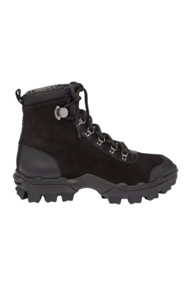 elegant-functional-boot-with-timeless-style