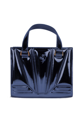 sac-a-main-en-cuir-bleu-metallique-avec-logo-emblematique
