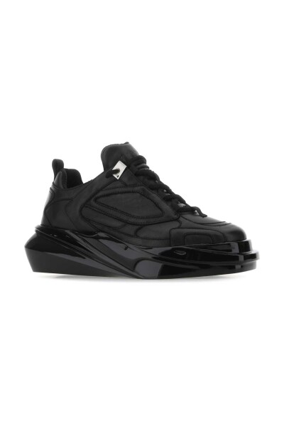 Svart lädervandringssneakers