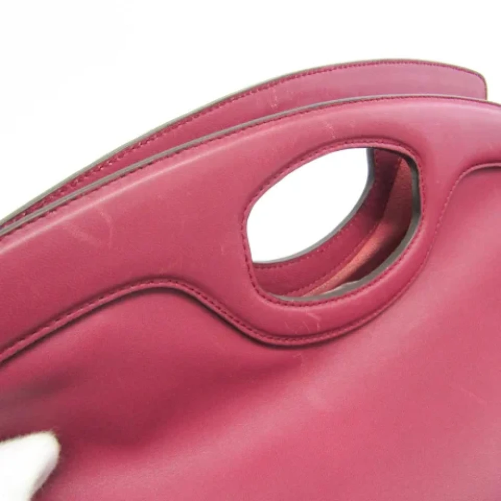 Loewe Pre-owned Leather clutches Red Dames