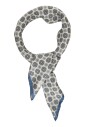 bandana-en-soie-bleu-a-motifs