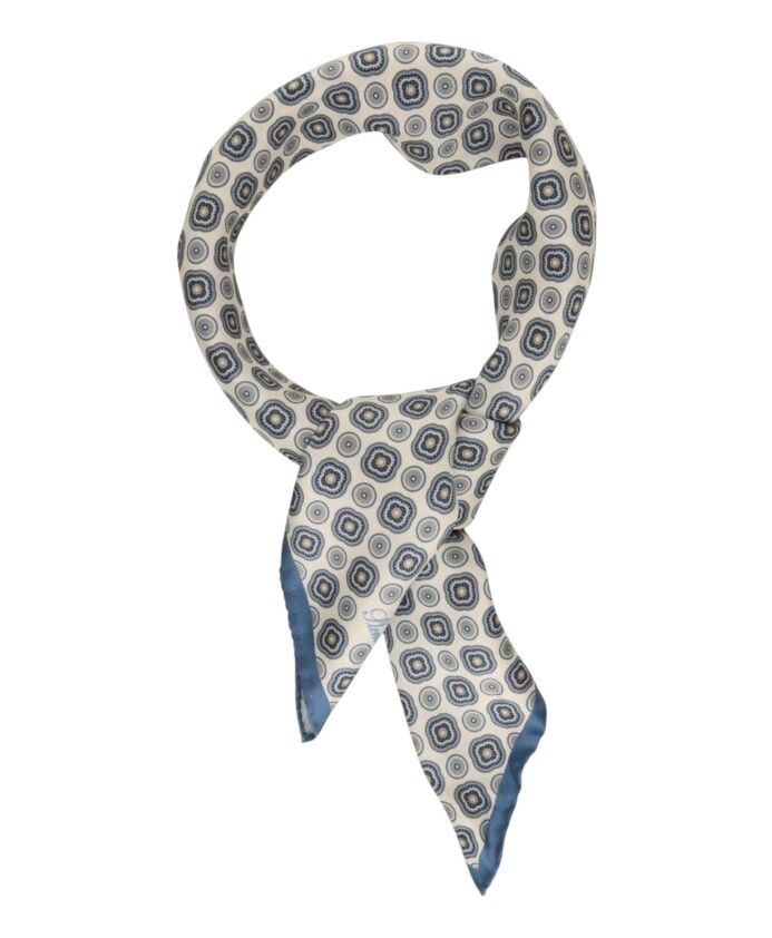 bandana-en-soie-bleu-a-motifs