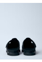 sabots-en-cuir-mat-avec-bride-reglable
