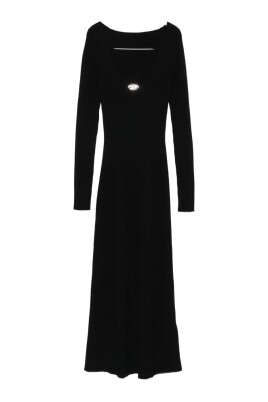 robe-elegante-en-laine-aw25