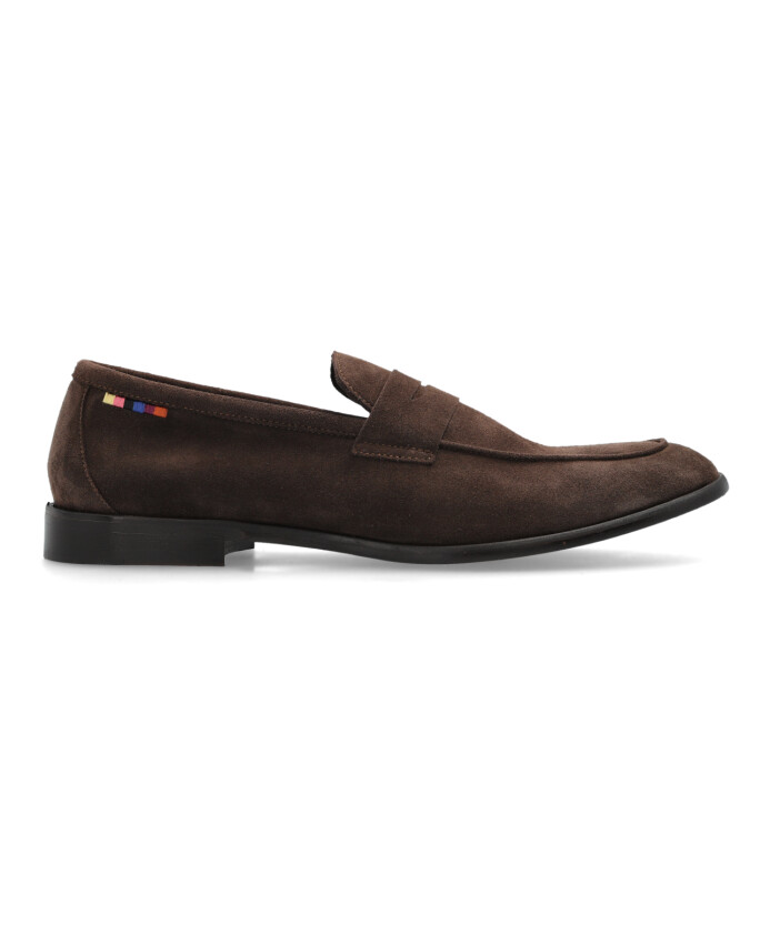 chaussures-en-daim-type-loafers
