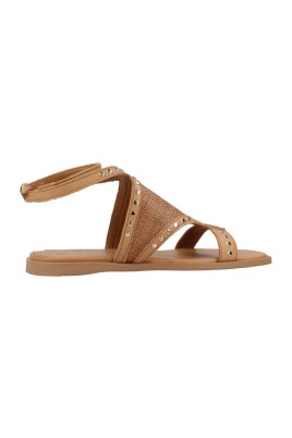sandales-plates-a-lanieres