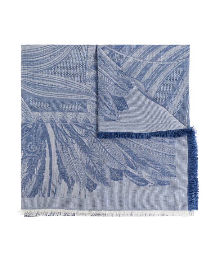 echarpe-avec-motif-decoratif