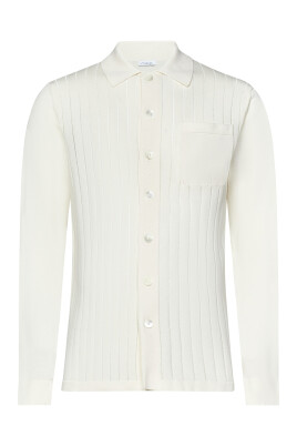 white-knit-shirt-sweatshirt