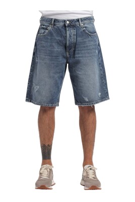 denim-bermuda-shorts-with-medium-wash-and-distressed-details