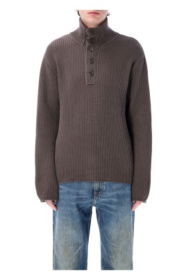 brown-knitwear-polo-sweater