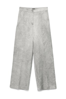 gray-trousers-for-stylish-outings