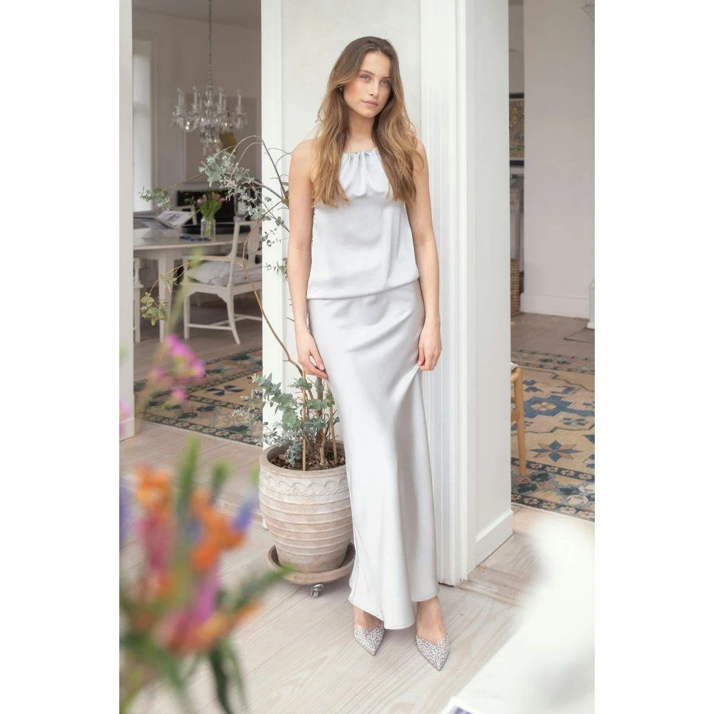 NEO NOIR Flatterende Bias Cut Satijnen Rok Gray Dames