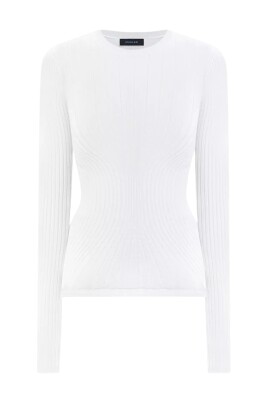 white-knit-top-round-neck