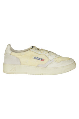 vintage-low-top-sneakers