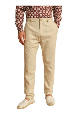linen-pantalaccio-italian-elegance-and-comfort