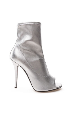 silver-leather-boots