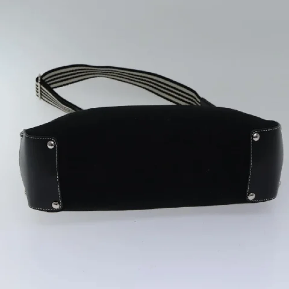 Burberry Vintage Pre-owned Canvas shoulder-bags Black Dames