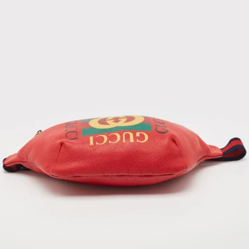Gucci Vintage Pre-owned Leather gucci-bags Red Heren
