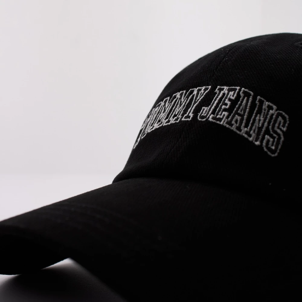Tommy Jeans Varsity Caps voor een sportieve look Black Heren