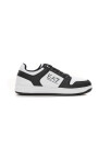 logo-sneakers-with-contrast-details