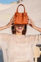 sac-a-main-nano-orange-en-cuir