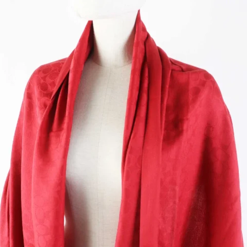 Coach Pre-owned Silk scarves Red Dames