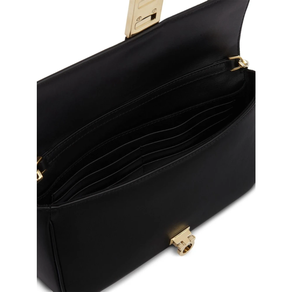 Salvatore Ferragamo Zwarte Gancini Ketting Schoudertas Black Dames