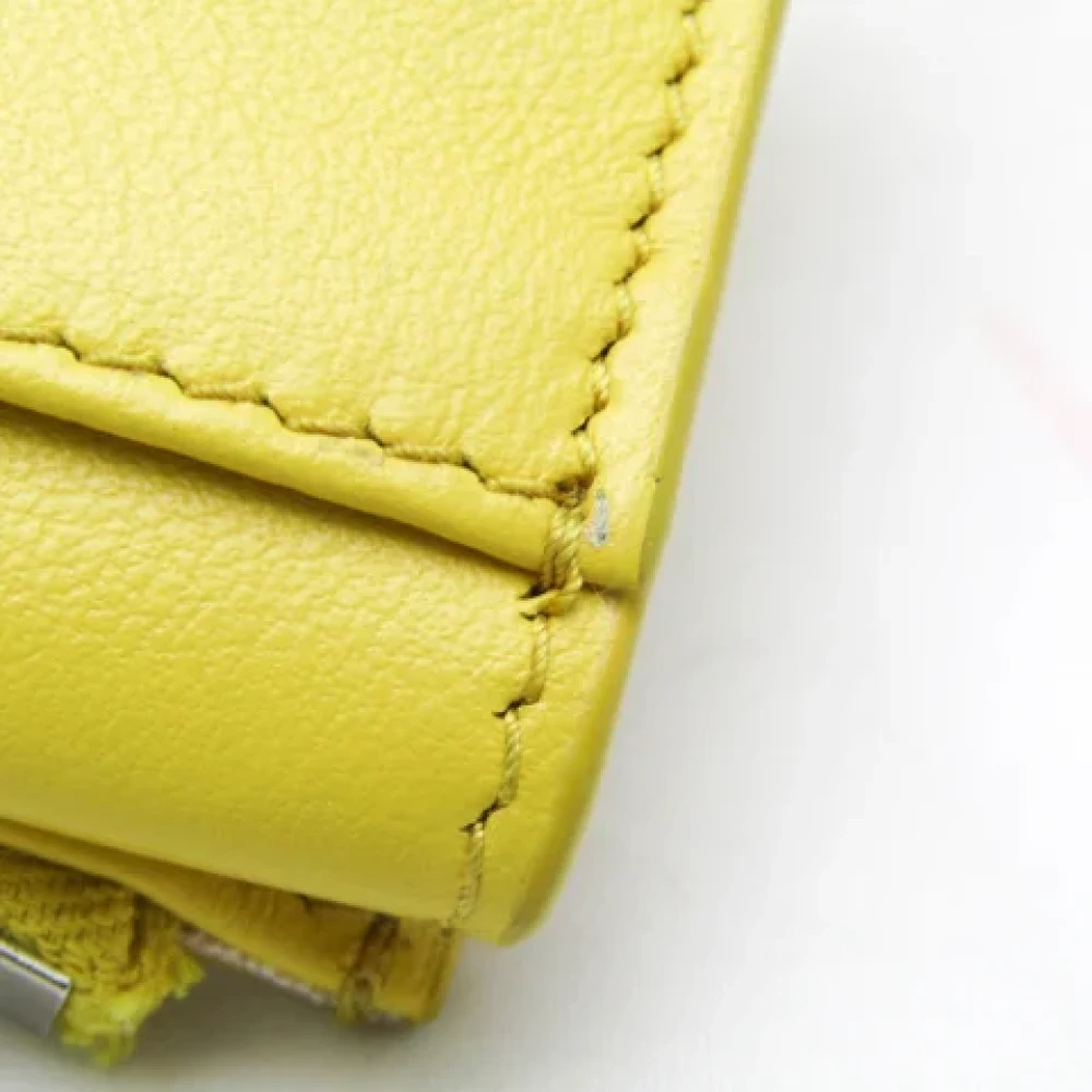 Prada Vintage Pre-owned Leather wallets Yellow Dames