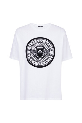 medallion-t-shirt