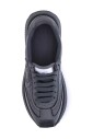 sneakers-urbaines-en-daim-avec-semelle-texturee