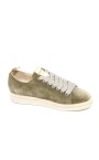 chaussures-en-daim-vert-olive-gris-perle