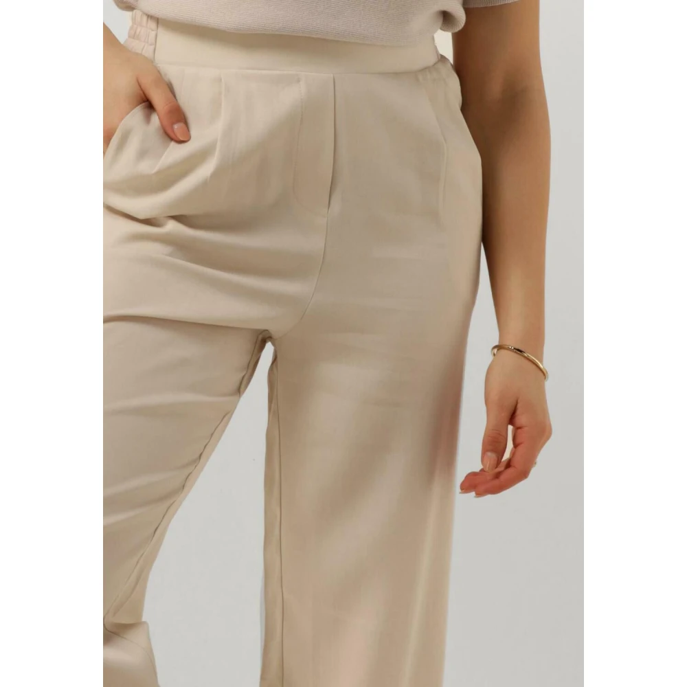 Knit-ted Wijde Broek Wendy Beige Dames