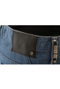 slim-fit-jeans