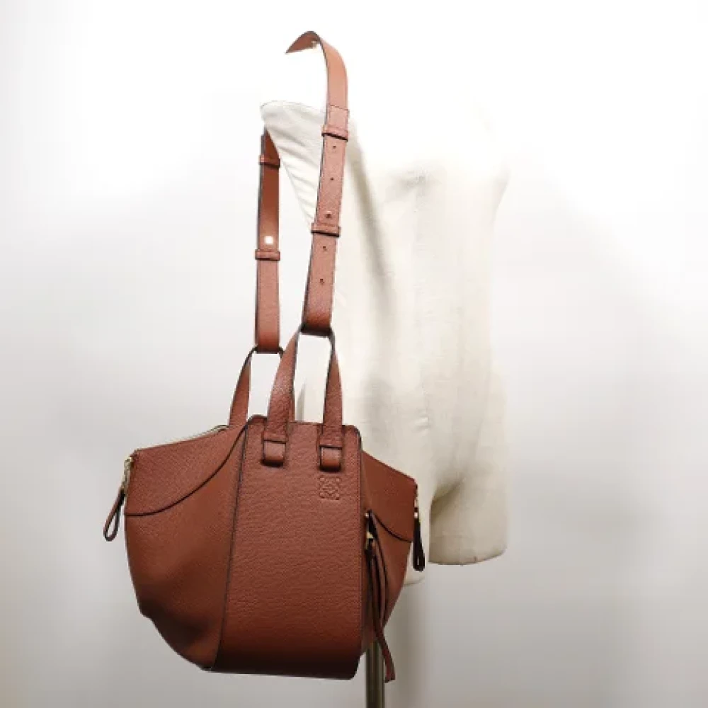 Loewe Pre-owned Leather shoulder-bags Brown Dames
