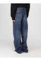 jean-a-jambe-large-et-coupe-decontractee