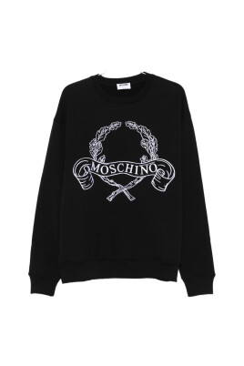 stylish-sweatshirt-with-unique-design