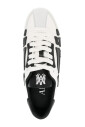 baskets-blanches-avec-talon-marque