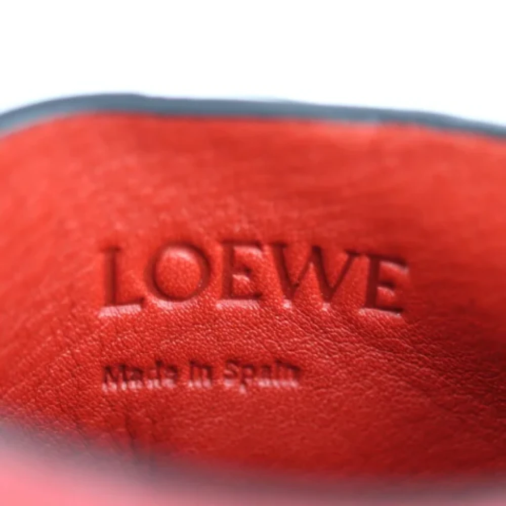 Loewe Pre-owned Fabric shoulder-bags Orange Dames