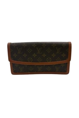 Pre-owned Monogram Clutch Väska