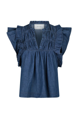 feminin-denim-top-med-flaesedetaljer