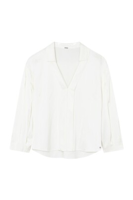 off-blouse-met-stijl-1010