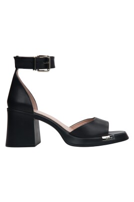 black-leather-block-heel-sandals
