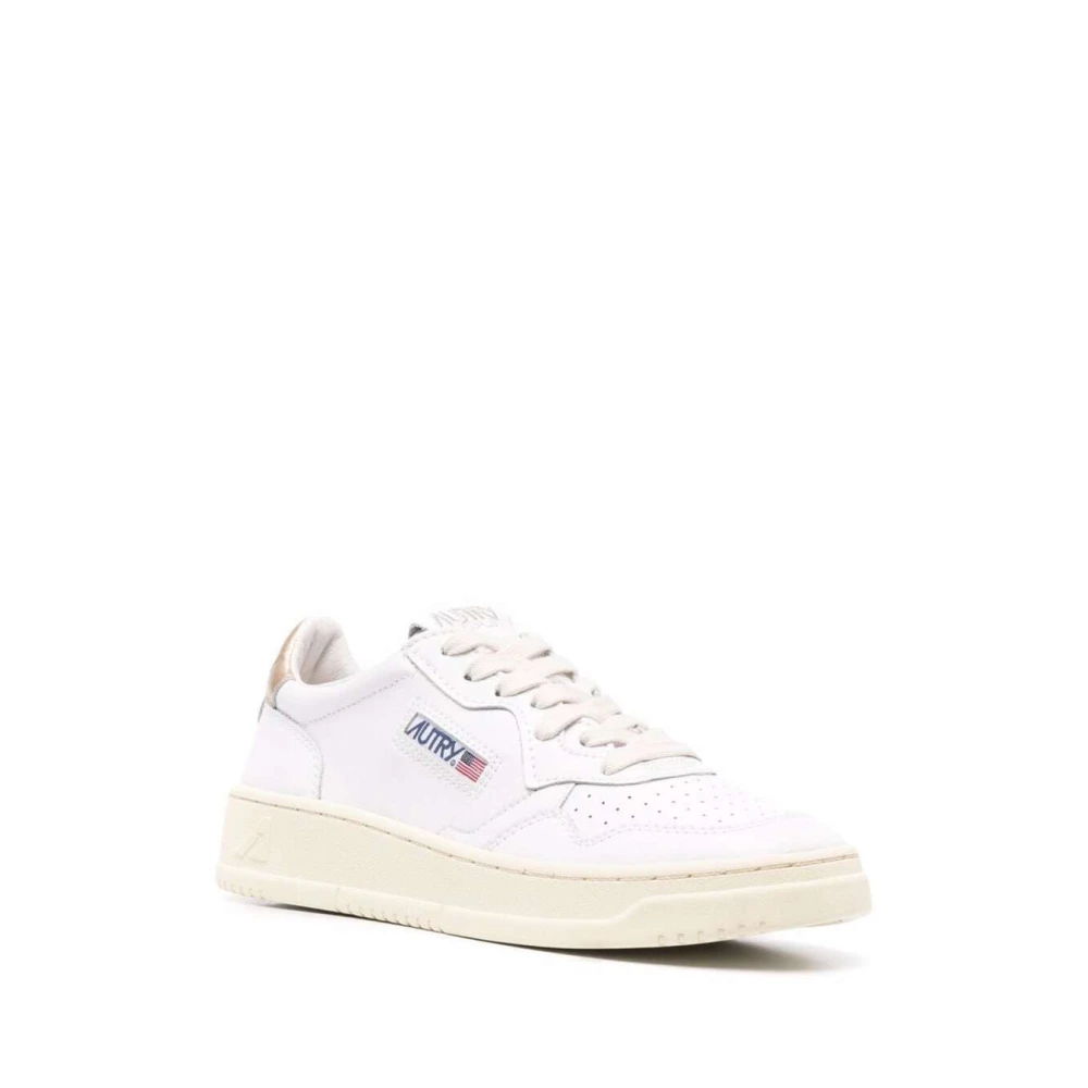 Autry Witte Leren Sneakers met Veters White Dames