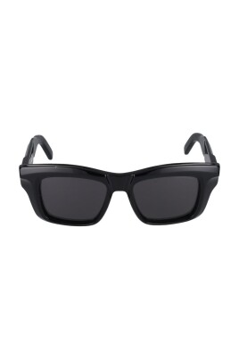 explorer-man-sunglasses