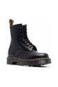 bottines-noires-avec-semelle-crantee