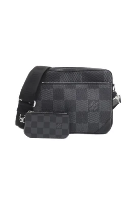 Pre-owned Damier Graphite Pouch Axelremsväska